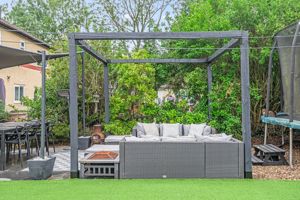 Photo 18- click for photo gallery